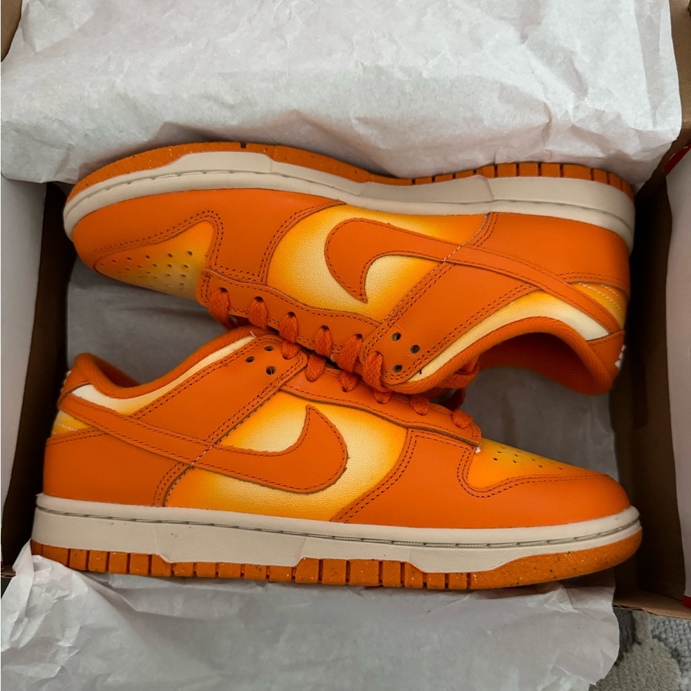 Nike SB dunks low size 7 women's